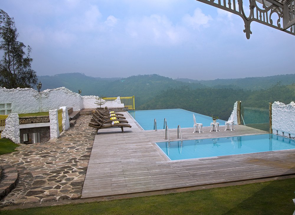 Hills & Hues saltwater pool in Thekkady, India