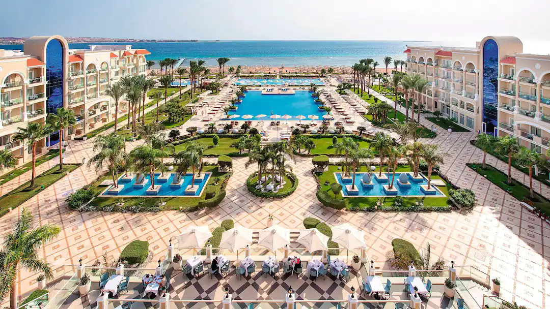 Le Rêve Hotel & Spa saltwater pool in Sahl Hasheesh, Hurghada, Egypt