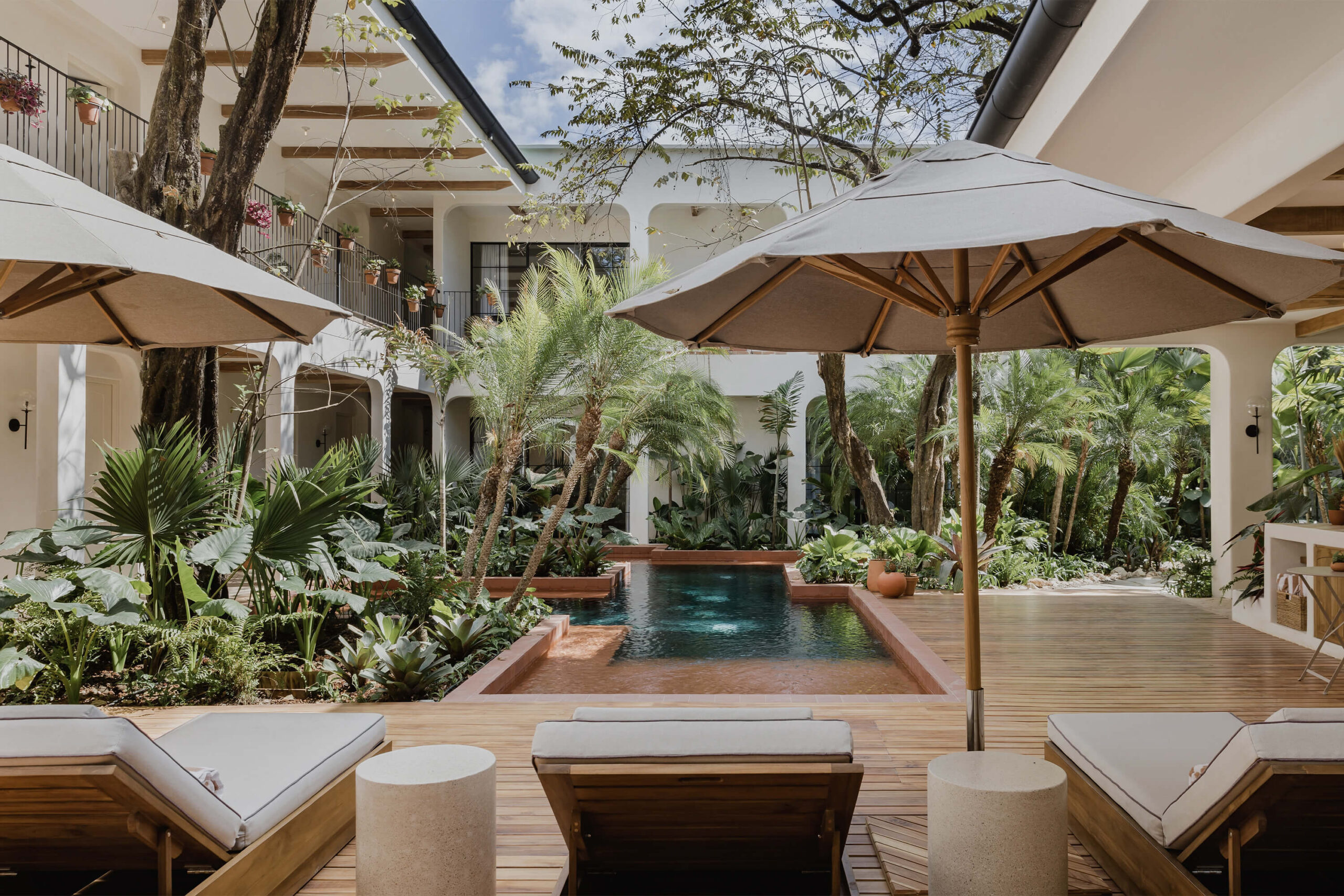 Hotel Sendero saltwater pool in Pichilemu, Chile