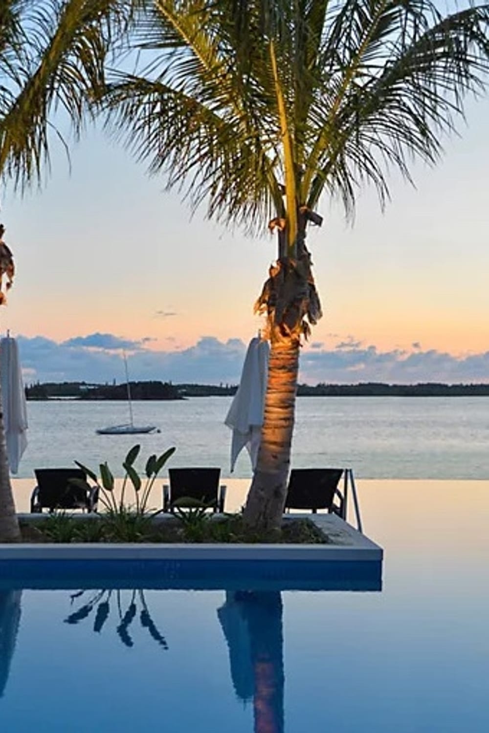 Hamilton Princess, a saltwater pool in Hamilton, Bermuda