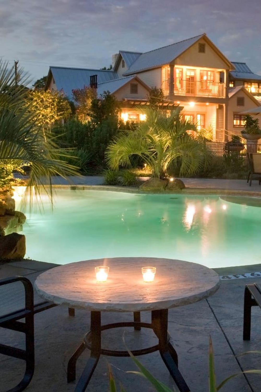 Inn on Lake Granbury, a saltwater pool in Granbury, Texas, United States